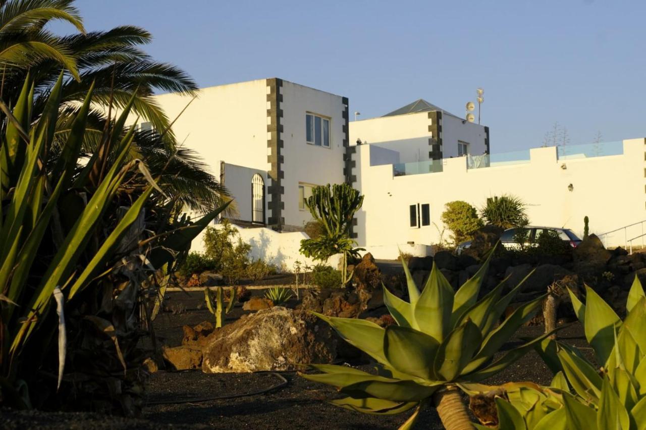 Villa Feliza Guime ภายนอก รูปภาพ