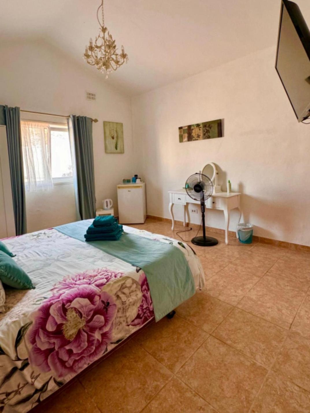 Villa Feliza Guime ภายนอก รูปภาพ